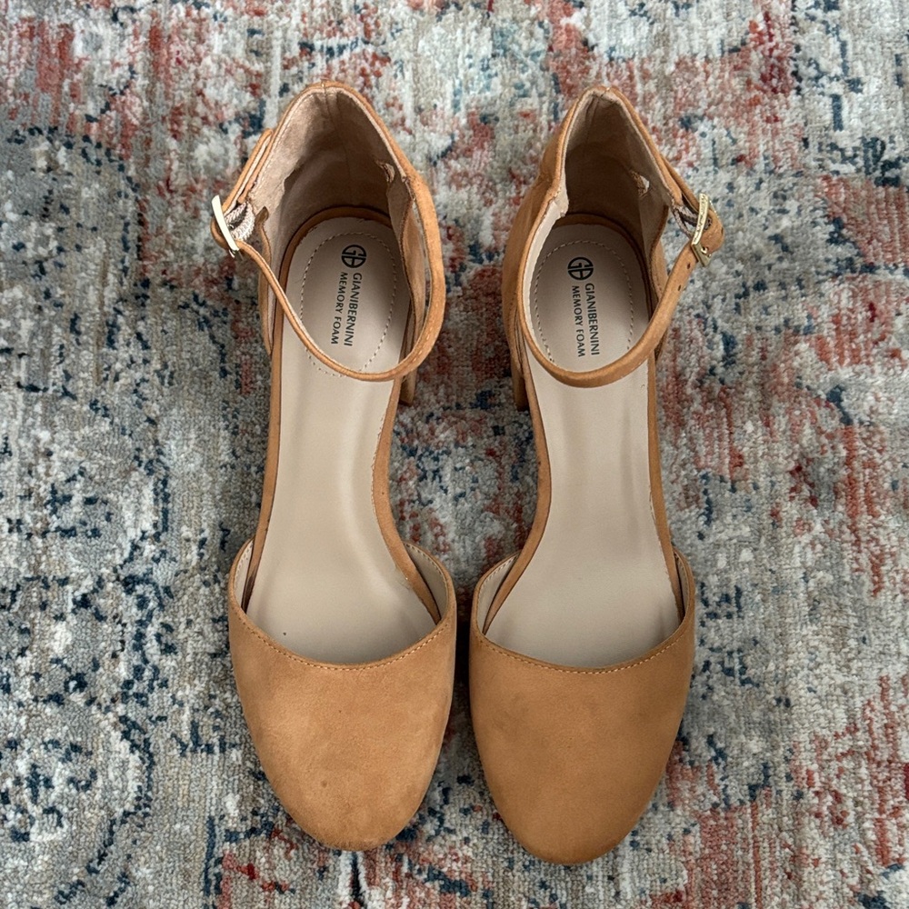 Giani Bernini Tan Ankle Strap Heels